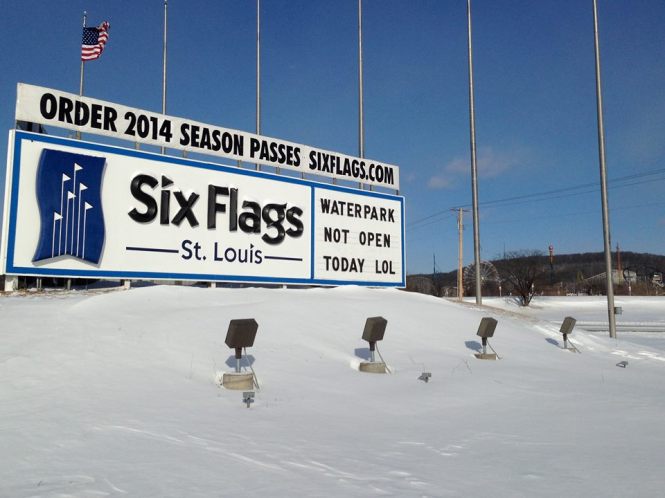 Six Flags St. Louis on Social Media